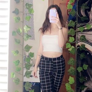 Meet your Posher, Felicity